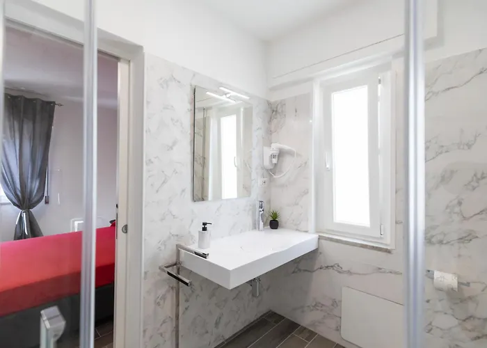 Residenza Saint Tropez Bed and breakfast Santa Domenica Talao