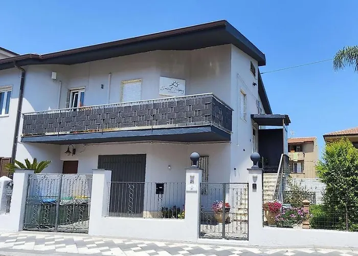 Residenza Saint Tropez Bed and breakfast Santa Domenica Talao